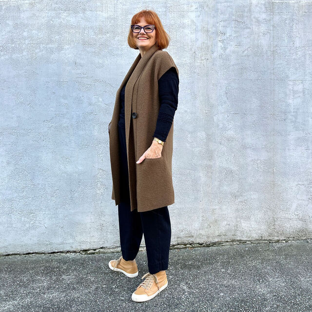 Tessuti - Torino Vest Sewing Pattern (UK 6-22)